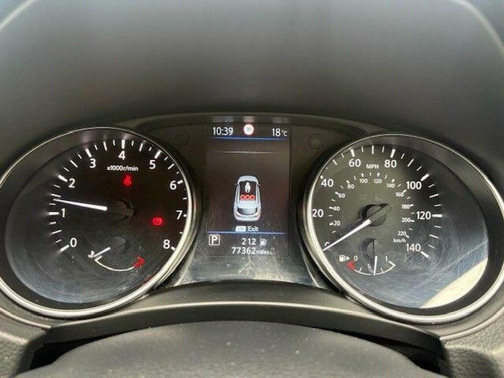 Nissan Qashqai Hatchback #11
