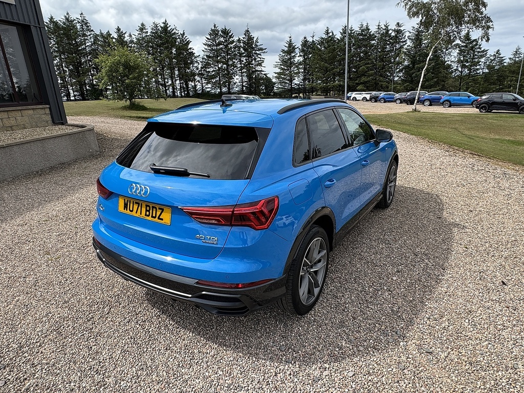 Audi Q3 Q3 S Line Black Edition 40 Tdi Quattro WU71BDZ Blue #5