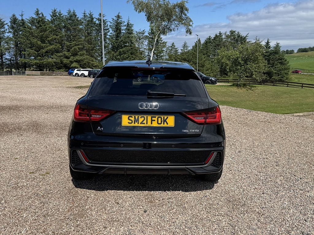 Audi A1 Hatchback SM21FOK Black #6