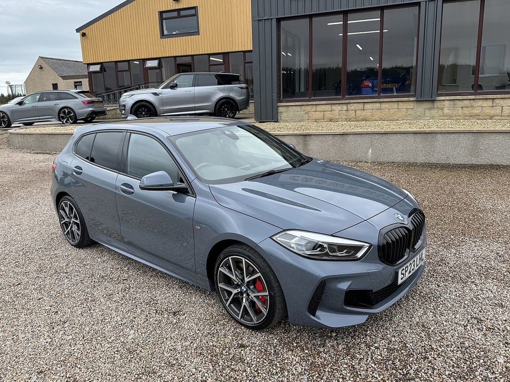 BMW 1 Series Hatchback SP23LHL #2