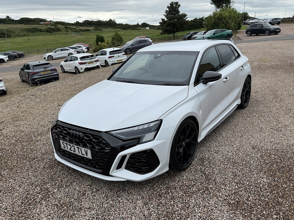 Audi RS3 2.5 Tfsi Vorsprung Sportback S Tronic Quattro Euro Black #11
