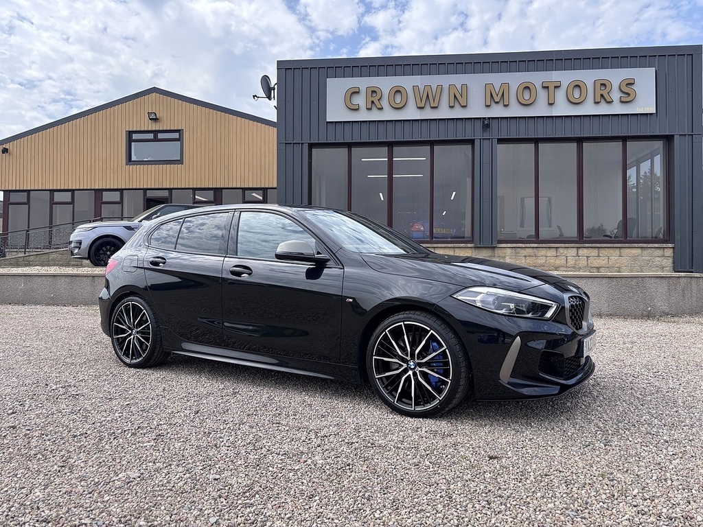 BMW 1 Series Hatchback Blue
