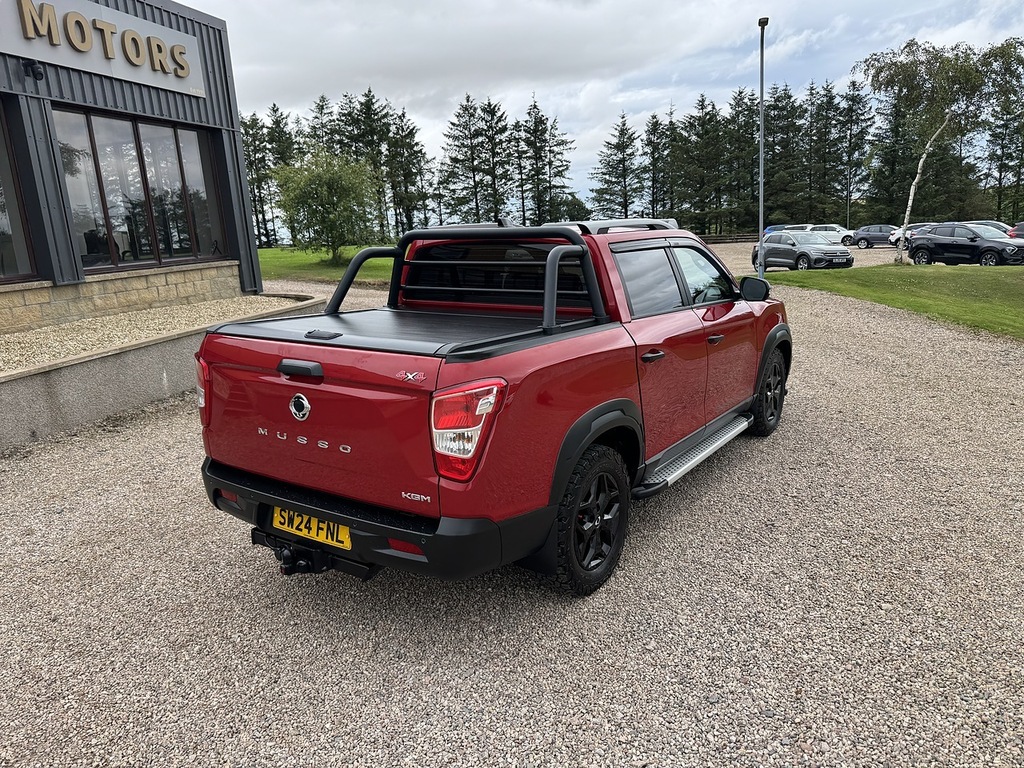 SsangYong Musso Pickup Red #5