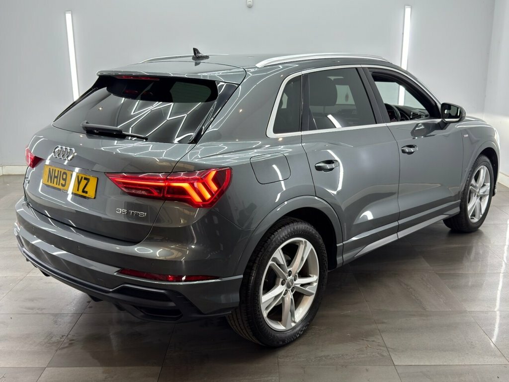 Audi Q3 1.5L S Line NH19VYZ Grey #4