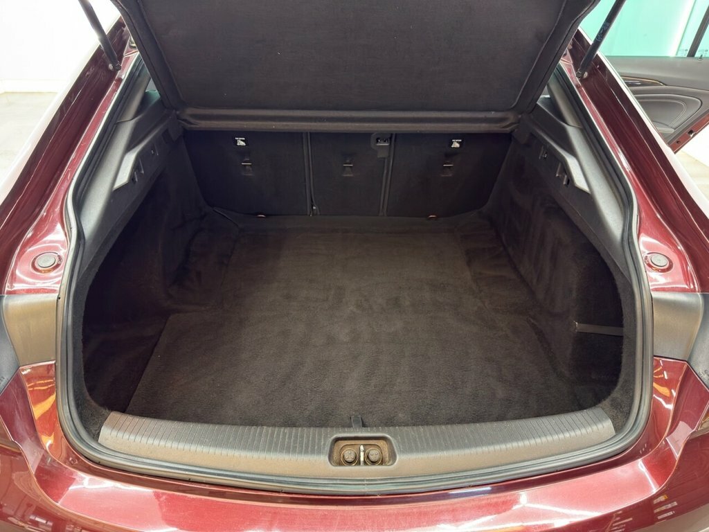 Vauxhall Insignia Hatchback Grey #10