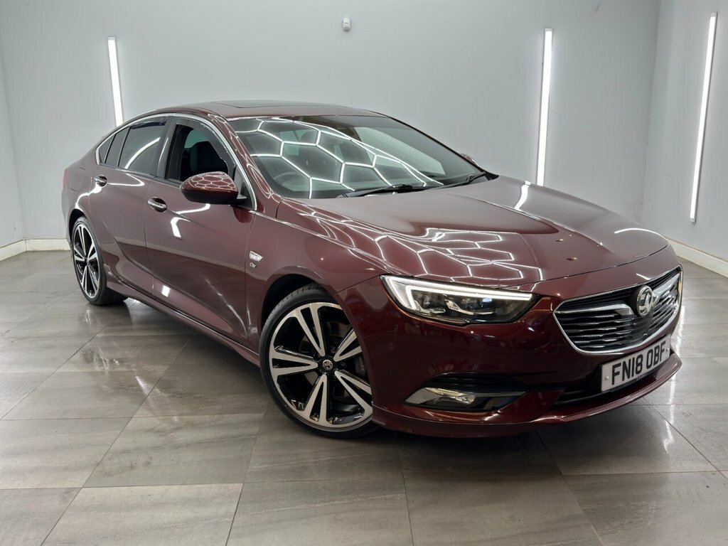 Vauxhall Insignia 2L Elite Nav Red