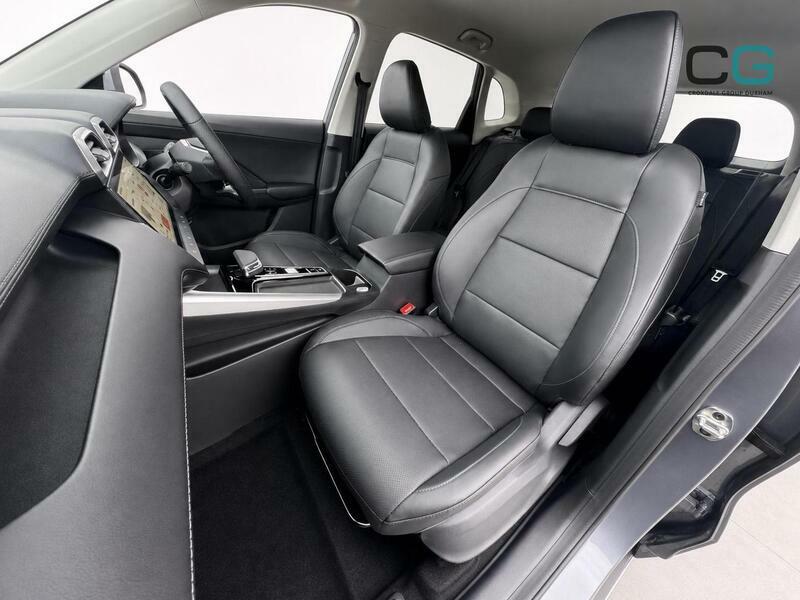 MG ZS 72.6Kwh Trophy Black #9