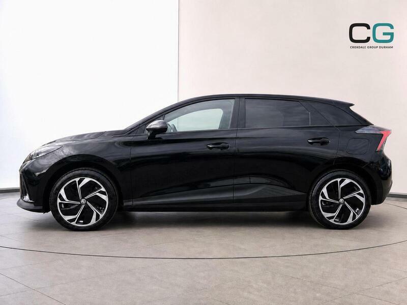 MG MG4 77Kwh Premium Extended Range Black #3