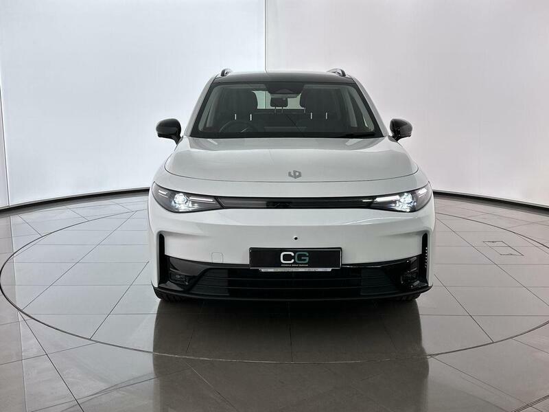 Leapmotor C10 69.9Kwh Auto 5dr White #3