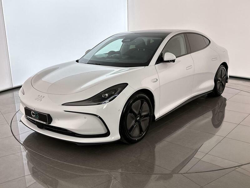 MG IM5 75Kwh Standard Range Saloon Grey #3