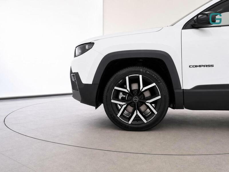 Jeep Compass 74Kwh First Edition 11Kw Charger Black #6
