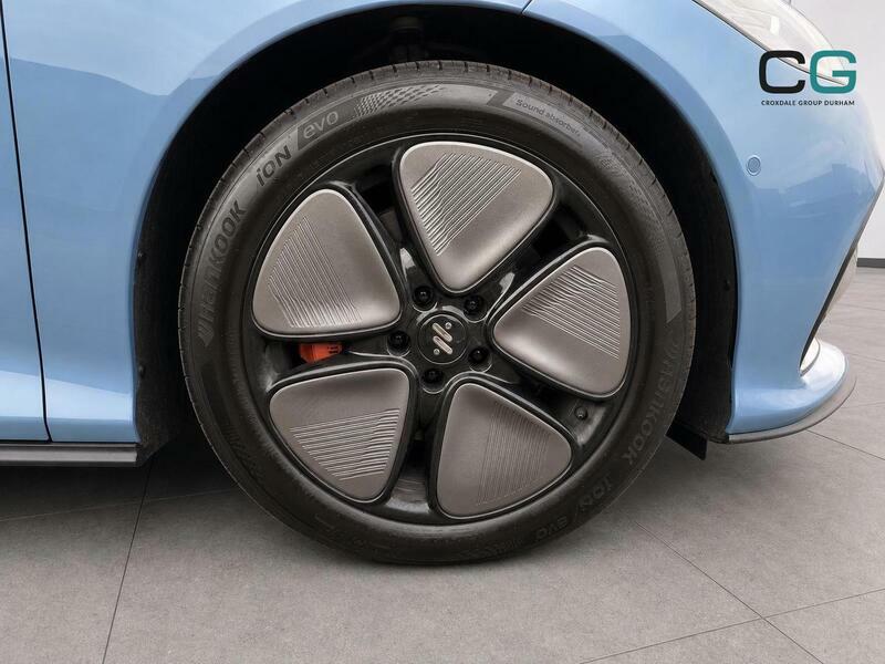 MG IM5 100Kwh Long Range Saloon Blue #6