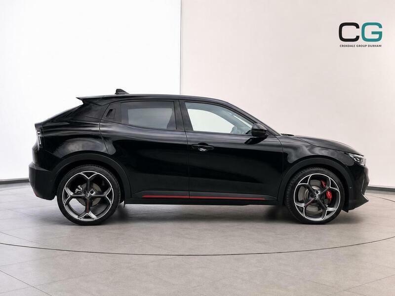 Alfa Romeo Junior 54Kwh Elettrica Veloce Black #3