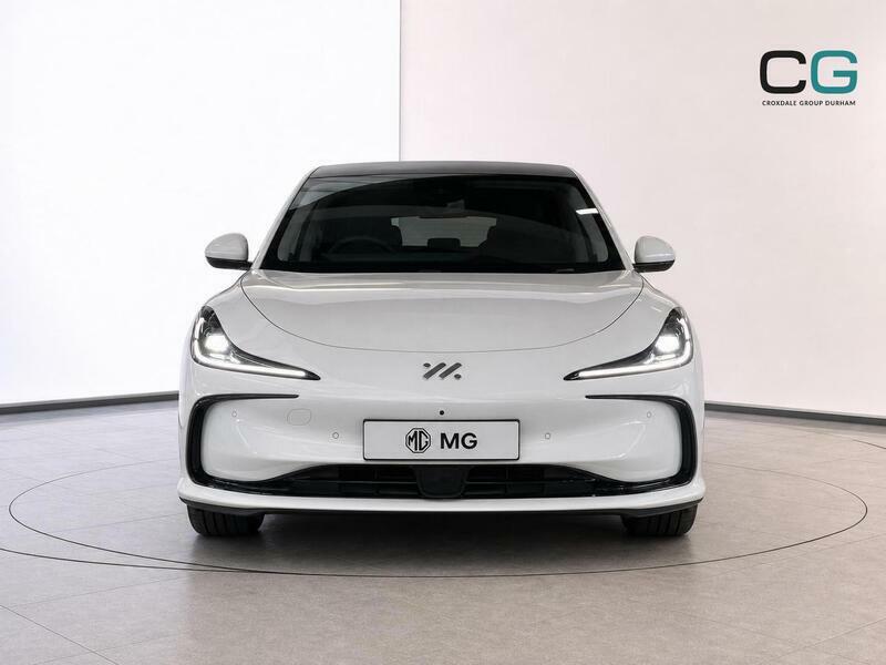 MG IM5 100Kwh Long Range Saloon White #2