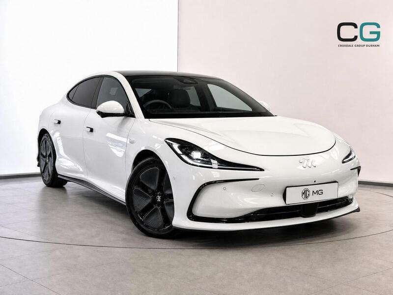 MG IM5 100Kwh Long Range Saloon White