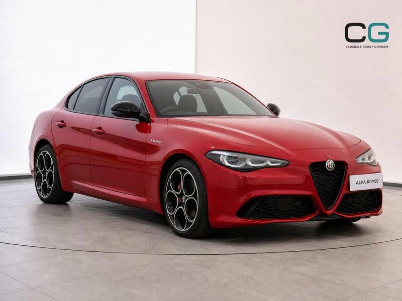 Alfa Romeo Giulia 2.0T Veloce Saloon Euro 6 Ss 2 White