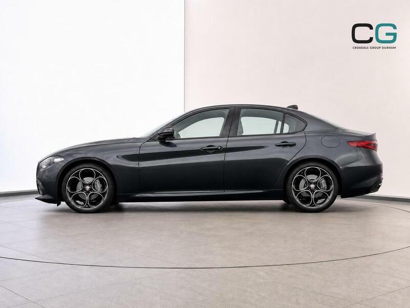 Alfa Romeo Giulia 2.0T Intensa Euro 6 Ss Black #3