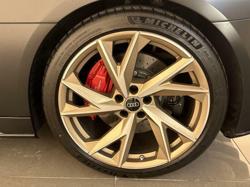 Audi R8 5.2L V10 Performance Quattro Edition 620 Bhp Yellow #39