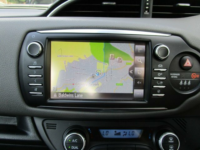 Toyota Yaris 1.5 Vvt-i Y20 Cvt Bi-tone Blue #22