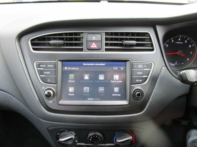 Hyundai I20 White #29
