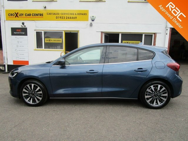 Ford Focus 1.0T Ecoboost Mhev St-line X Edition Hatchback Black #4
