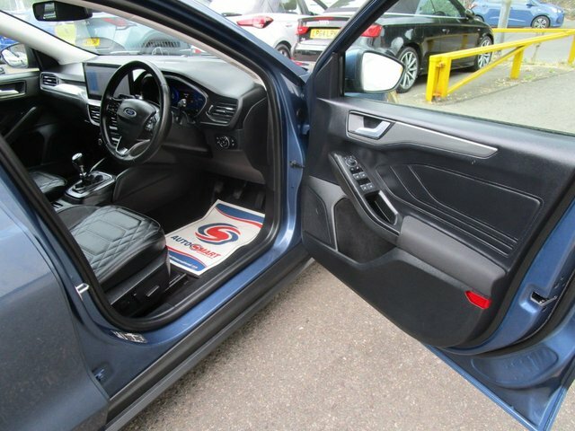 Ford Focus 1.0T Ecoboost Mhev St-line X Edition Hatchback Black #10