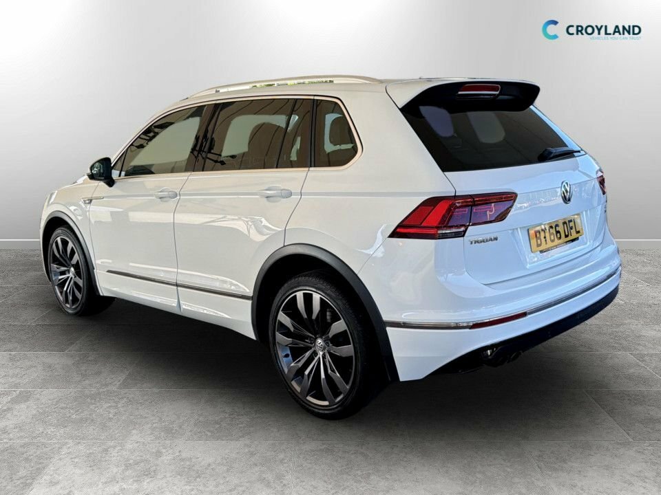 Volkswagen Tiguan 2L R-line BT66DFL White #5