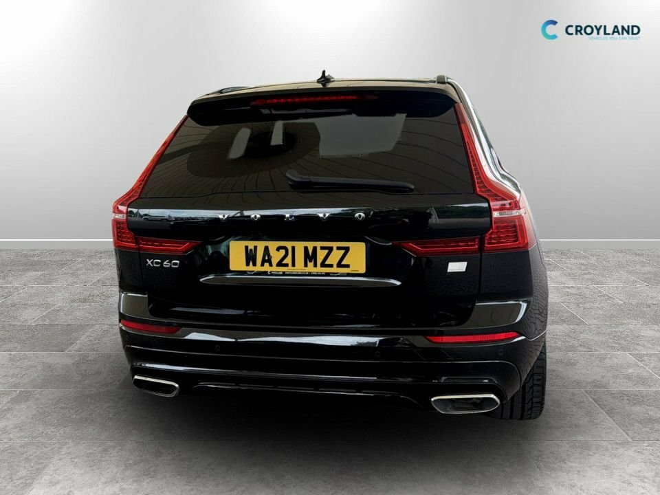Volvo XC60 2L R-design Pro Black #4