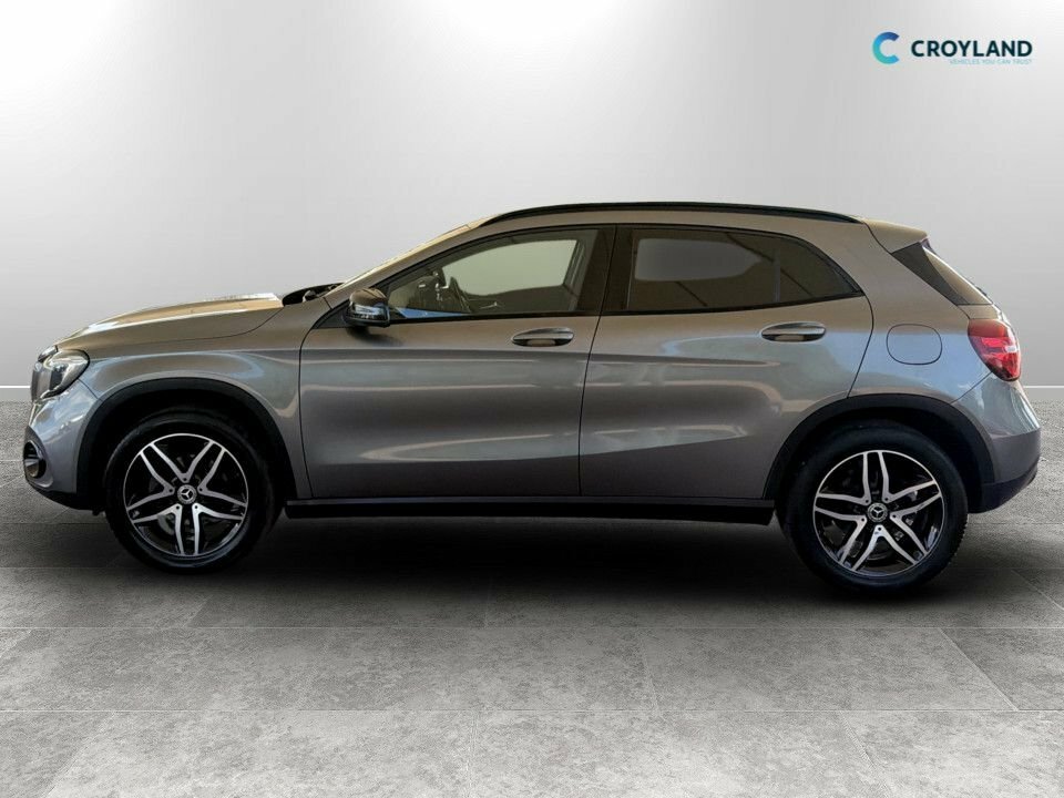 Mercedes-Benz GLA Class 1.6L Urban Edition DF68AGX Grey #6