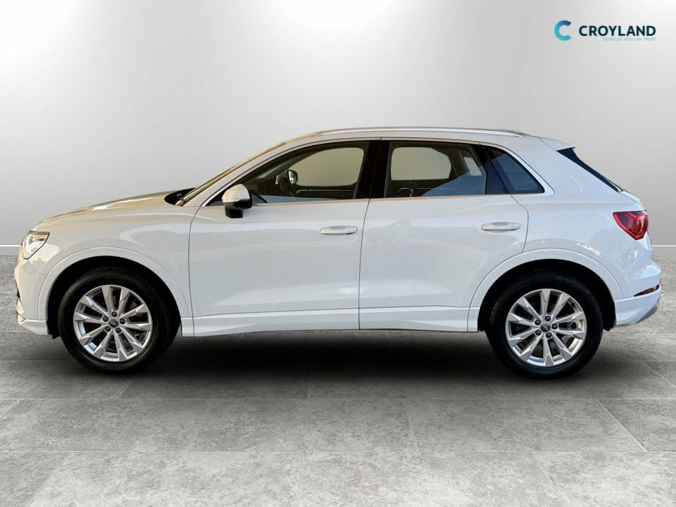 Audi Q3 1.5L Sport VE69VCX White #6