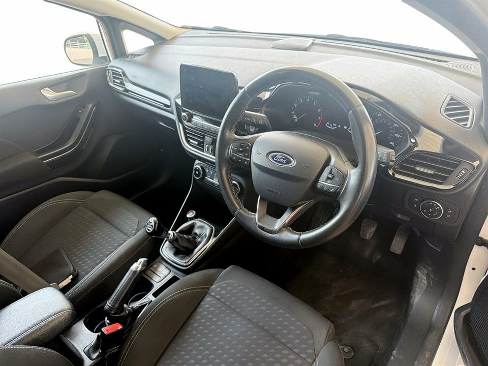Ford Fiesta 1L Titanium EP18ANR White #5