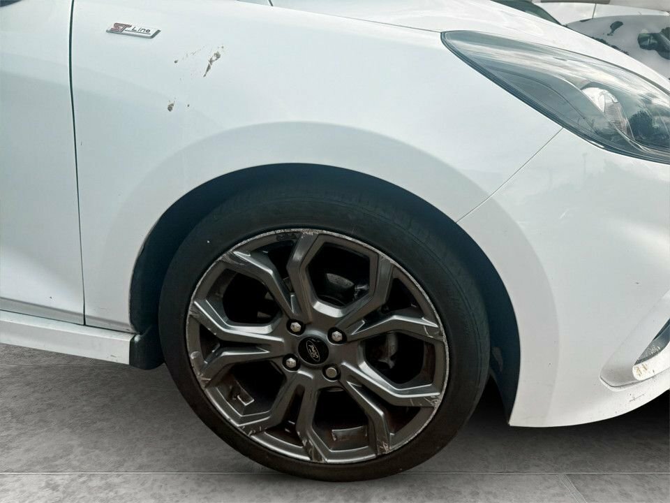 Ford Fiesta 1L St-line Edition LO71JYN White #4