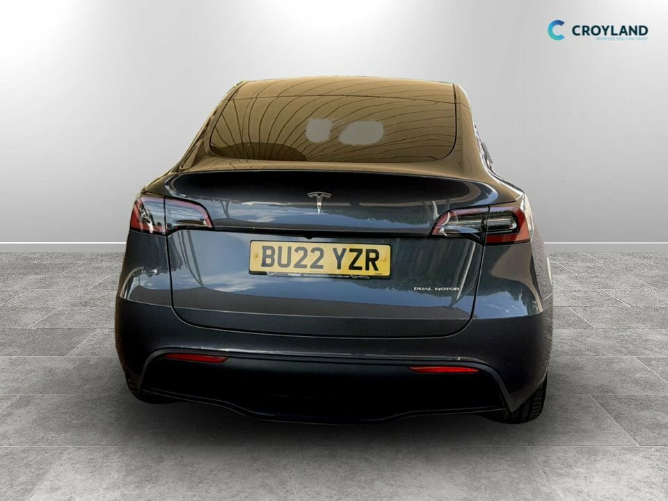 Tesla Model Y Suv BU22YZR Grey #4