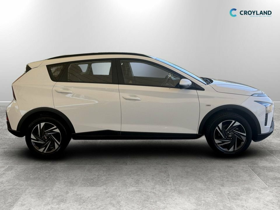 Hyundai Bayon 1L Se Connect White #2