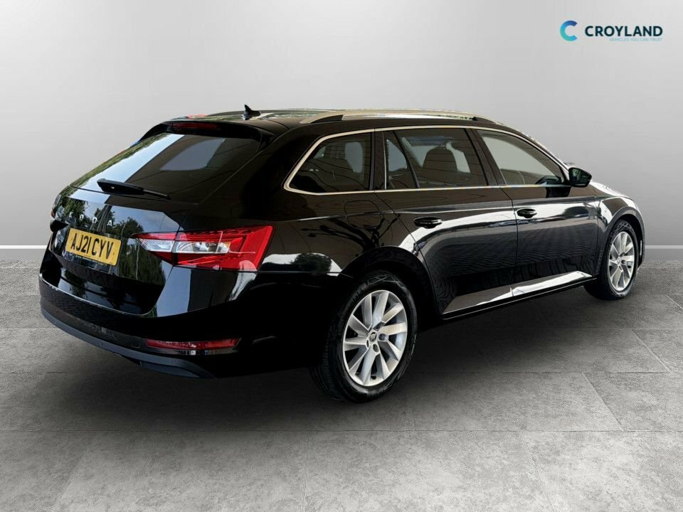 Skoda Superb 1.5L Se Technology Black #2