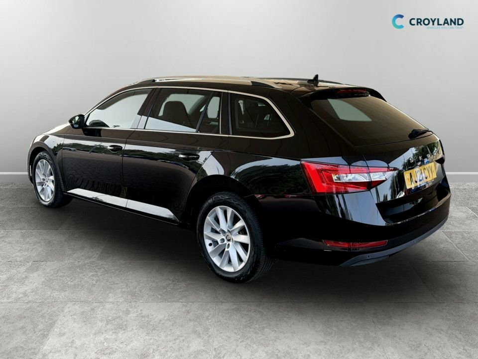 Skoda Superb 1.5L Se Technology Black #3