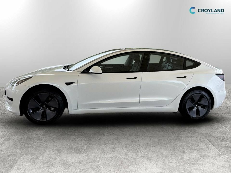 Tesla Model 3 Saloon MT72YJG White #6