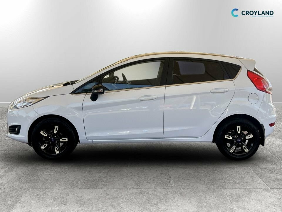 Ford Fiesta 1L Zetec White Edition KN16DCV White #6