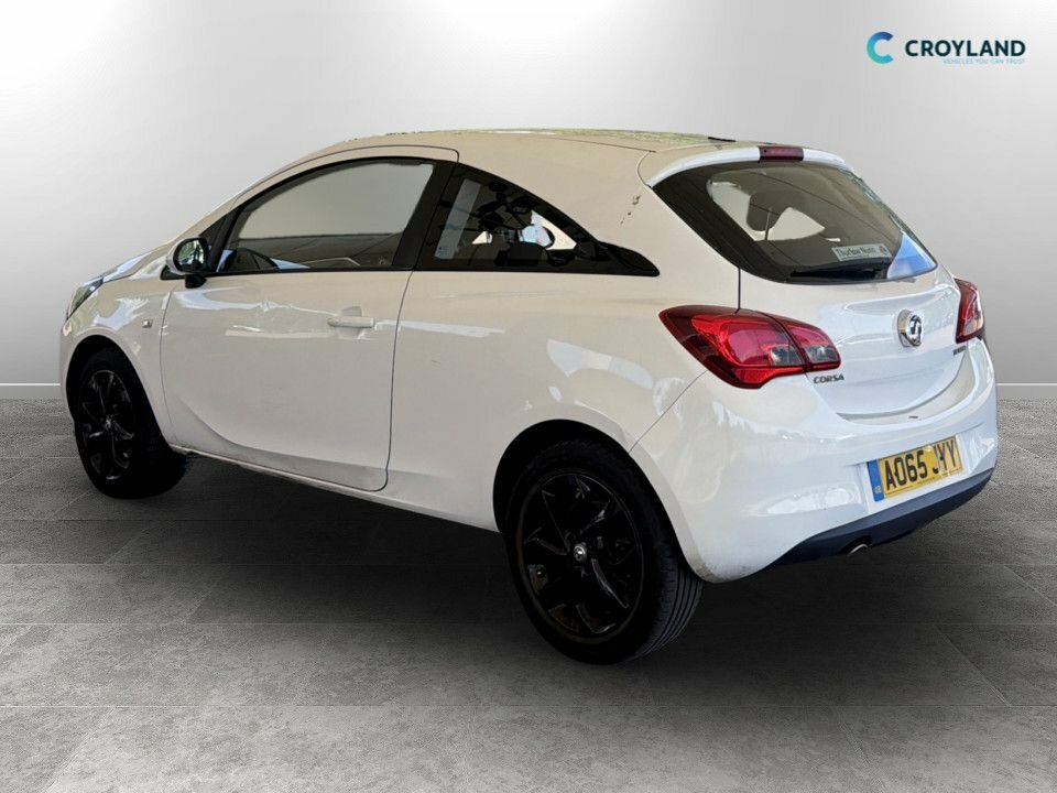 Vauxhall Corsa 1L Excite White #3
