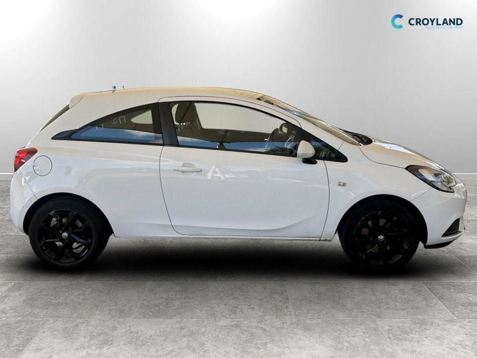 Vauxhall Corsa 1L Excite White #2