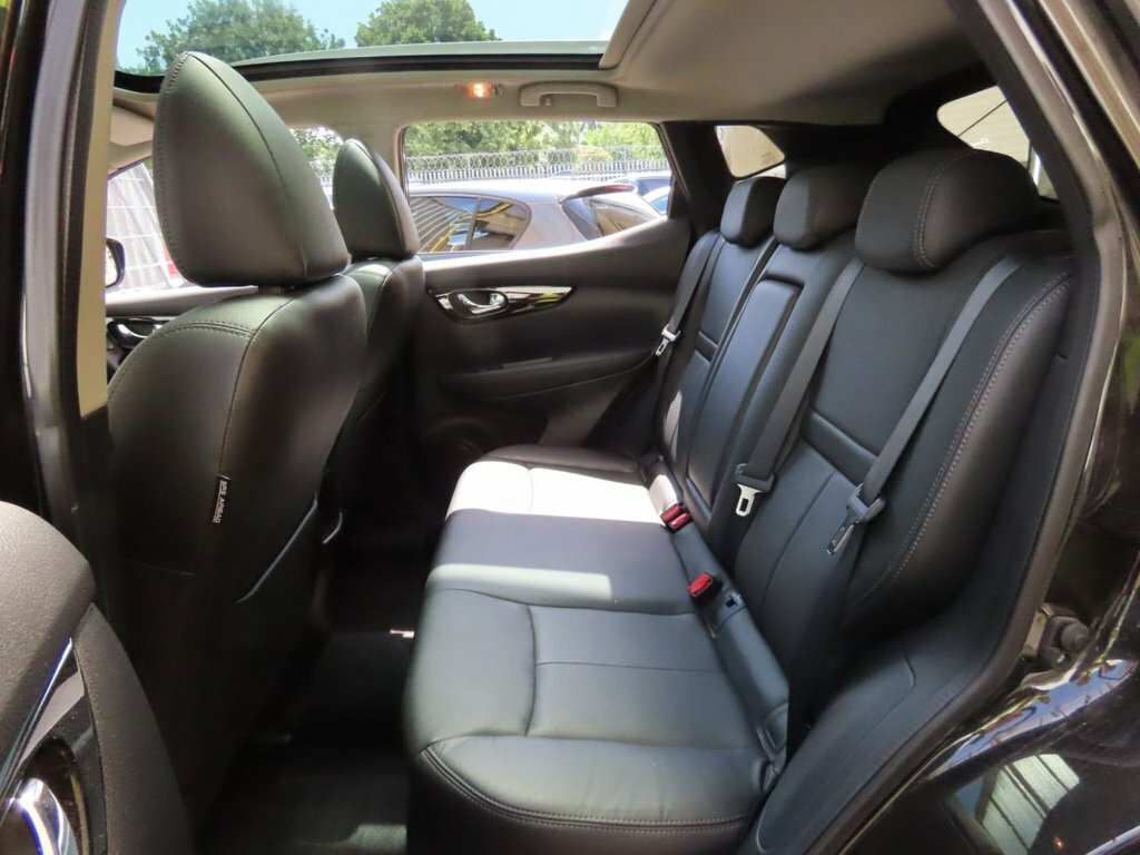 Nissan Qashqai Qashqai Acenta Dig-t Cvt White #4