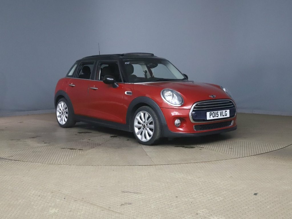 Mini Hatch 1.5L Cooper D Red