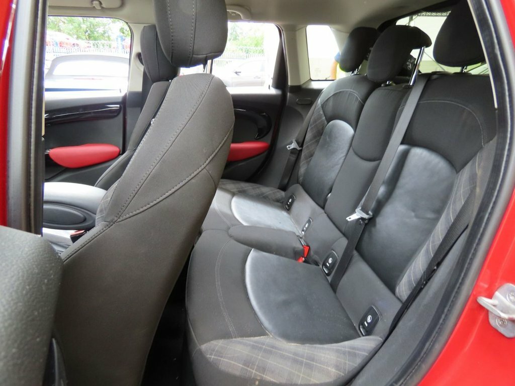 Mini Hatch 1.5L Cooper D Red #4