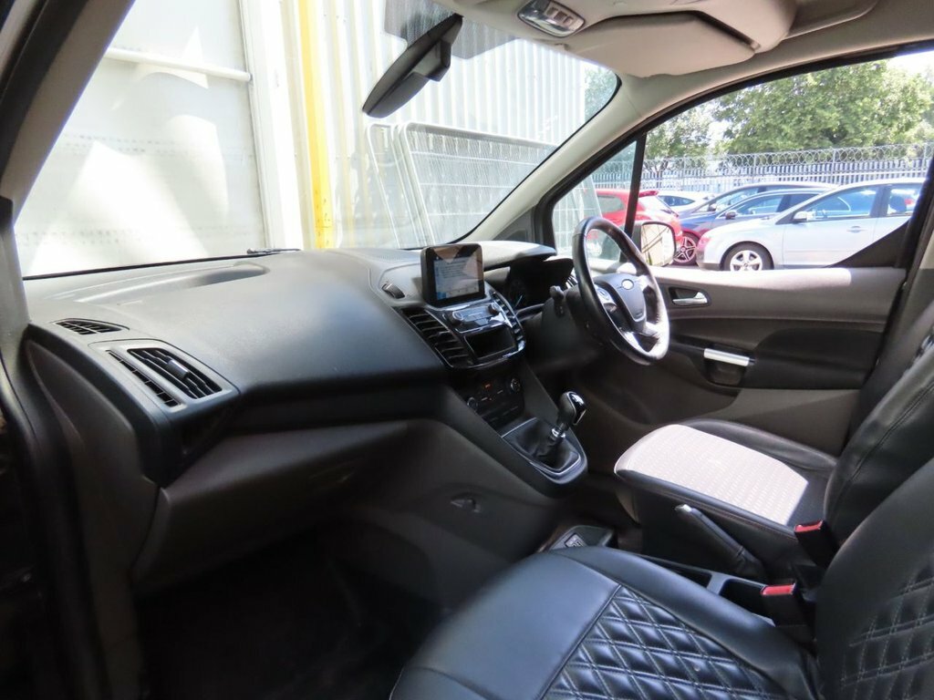 Ford Transit Connect 1.5L Sport Black #3