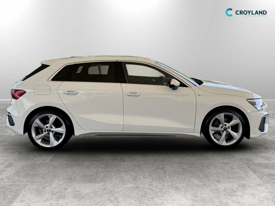 Audi A3 2L S Line WG22ABF White #2