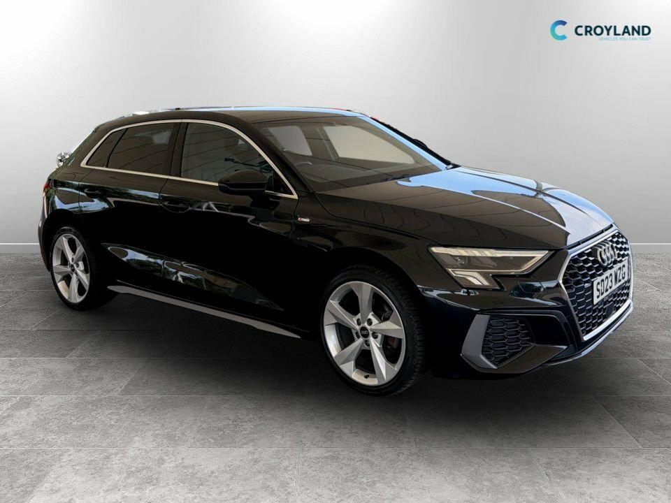 Audi A3 1L S Line SD23WZG Black