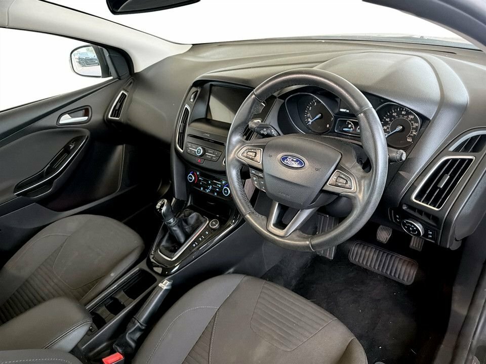 Ford Focus 1L Titanium Grey #5