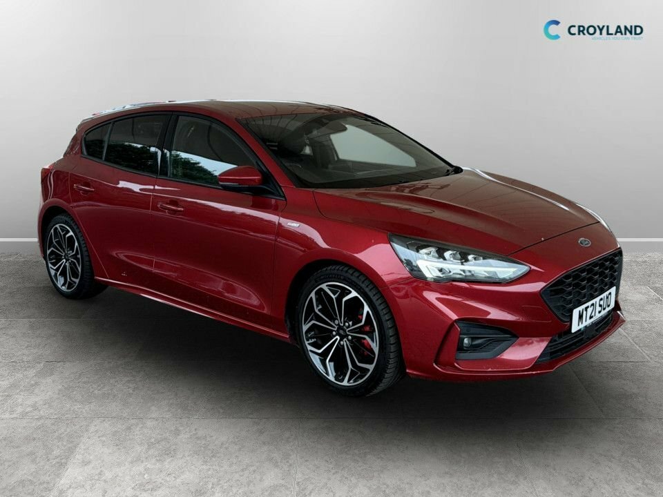 Ford Focus 1L St-line X Edition Red