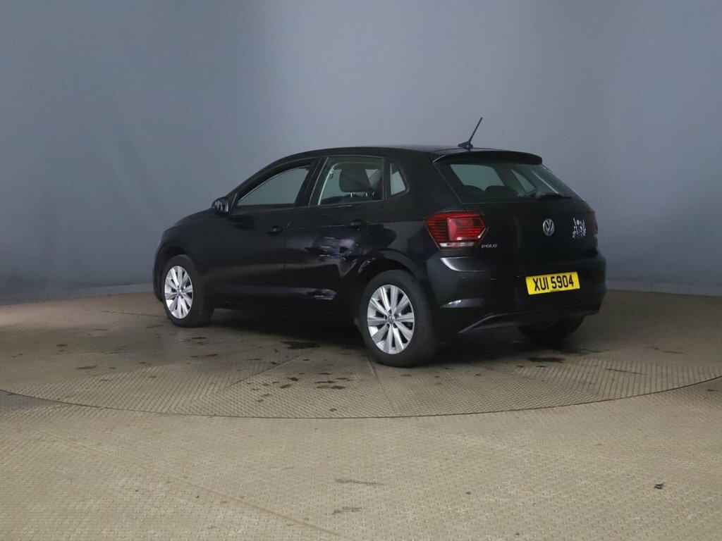 Volkswagen Polo 1L Sel XUI5904 Black #6