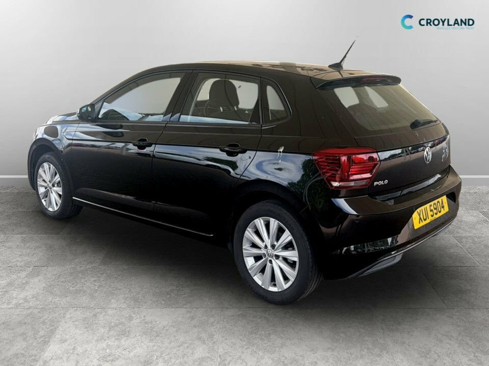 Volkswagen Polo 1L Sel XUI5904 Black #3